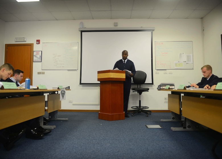 Staff Sgt. Alain Mukendi, 31st Force Support Squadron Airman
Leadership School instructor, teaches an ALS class Oct. 3, at Aviano Air
Base, Italy.  Mukendi, who is fluent in French, was a Language Enabled
Airman Program selectee. (U.S. Air Force photo/Staff Sgt. Evelyn Chavez)
