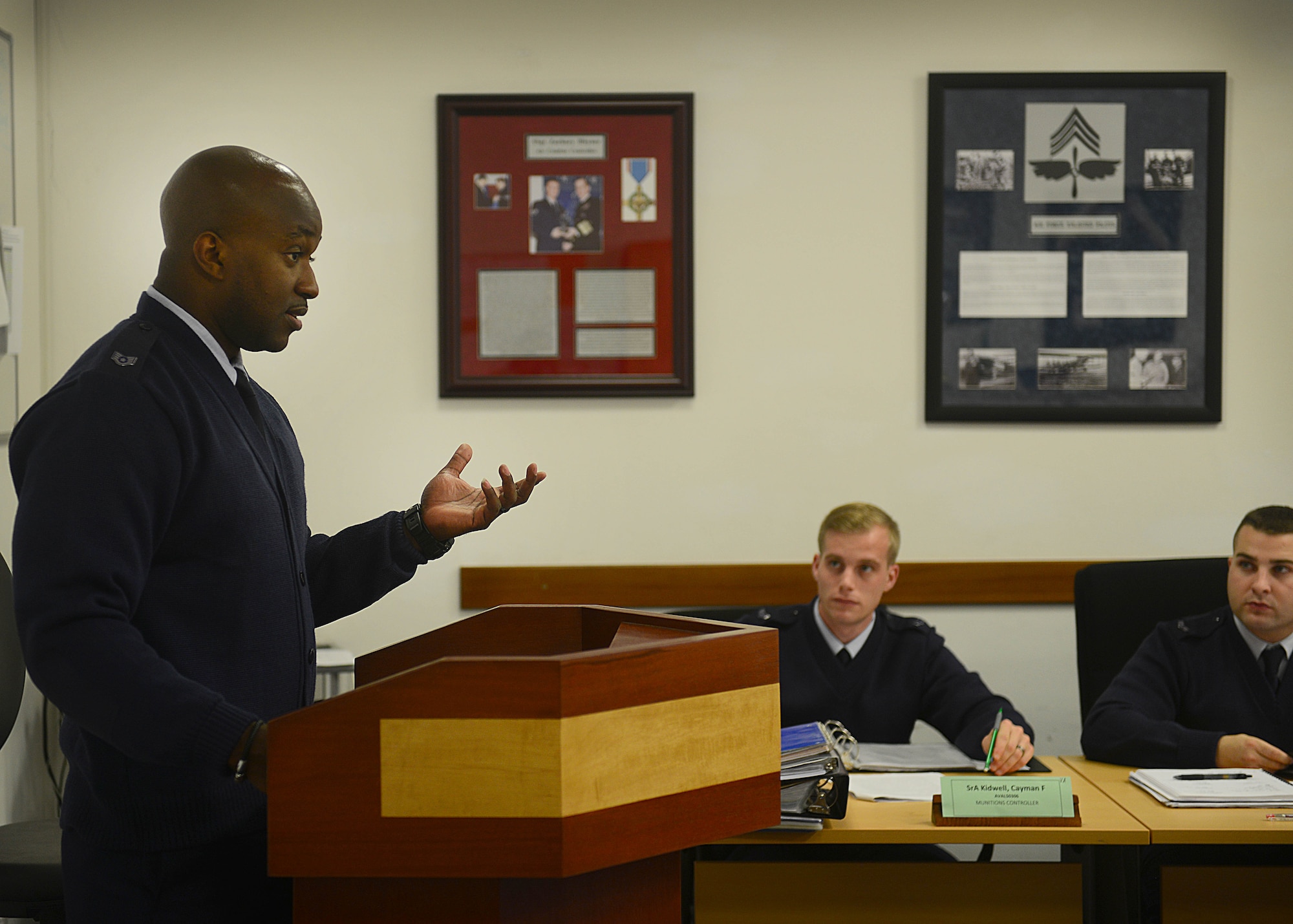 Staff Sgt. Alain Mukendi, 31st Force Support Squadron Airman
Leadership School instructor, teaches an ALS class Oct. 3, at Aviano Air
Base, Italy.  Mukendi, who is fluent in French, returned to Africa for a 30-day immersion after being selected for the Language Enabled Airman Program. (U.S. Air Force photo/Staff Sgt. Evelyn Chavez)
