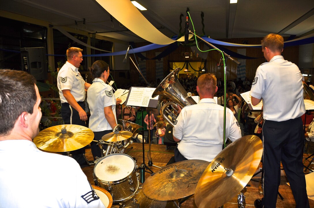 The USAFE Band Five Star Brass perform a variety of polkas and festive selections for The Paulenerfest Kindsbach.  This performance was augmented by SSgt Chantelle Friedman on clarinet and SrA Mike Mitchell on accordian.