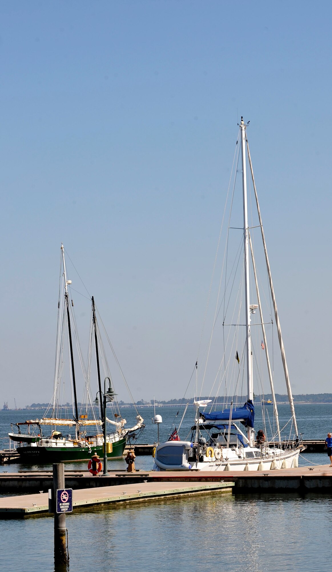 The Yorktown waterfront offers several docks where boaters can dock and come ashore to enjoy the beaches in Yorktown, Va. (U.S. Air Force photo by Staff Sgt. Wesley Farnsworth/Released)