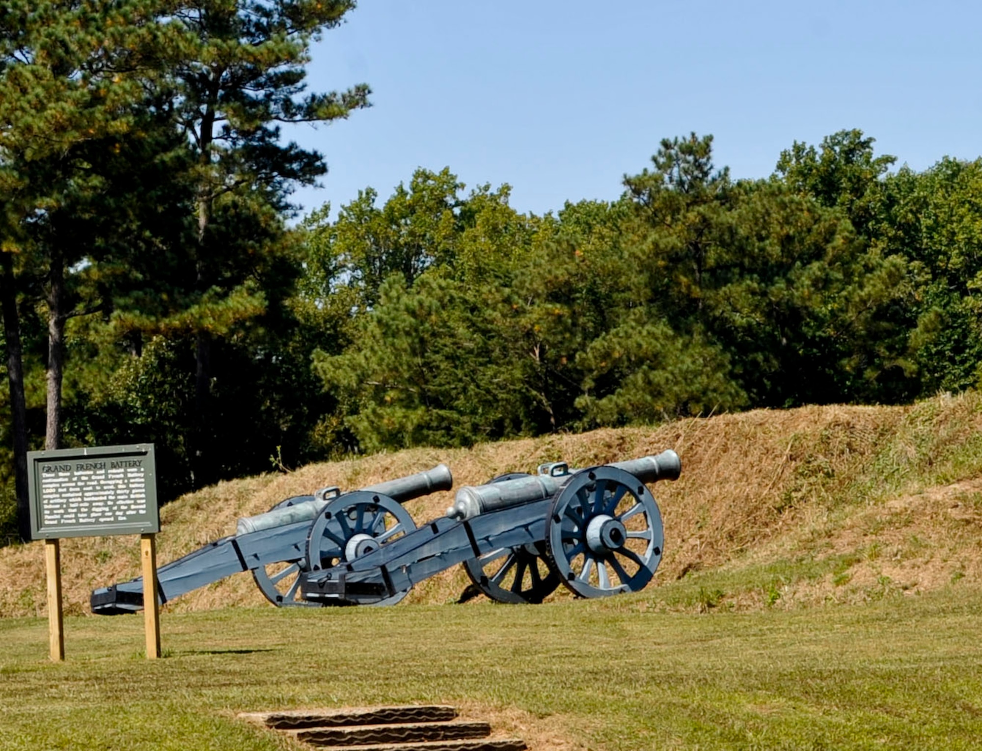 Cannons sit on display at the Yorktown Battlefield in Yorktown, Va., Oct. 2, 2013. Visitors are able to tour the battlefield and learn about key points of the American Revolutionary War. (U.S. Air Force photo by Staff Sgt. Wesley Farnsworth/Released)