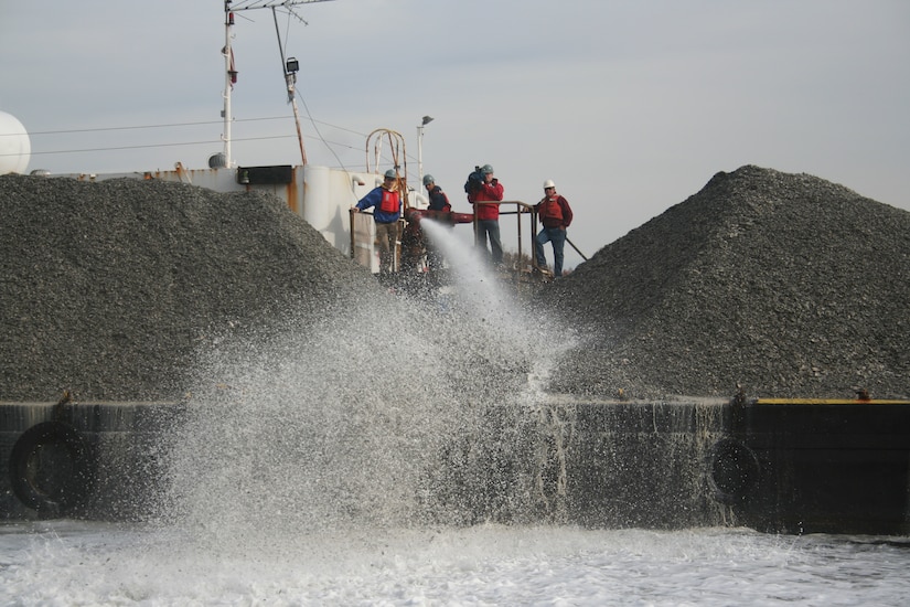 2007 - VIRGINIA BEACH, Va. -- Oyster shell is being placed on reefs in the Lynnhaven River.