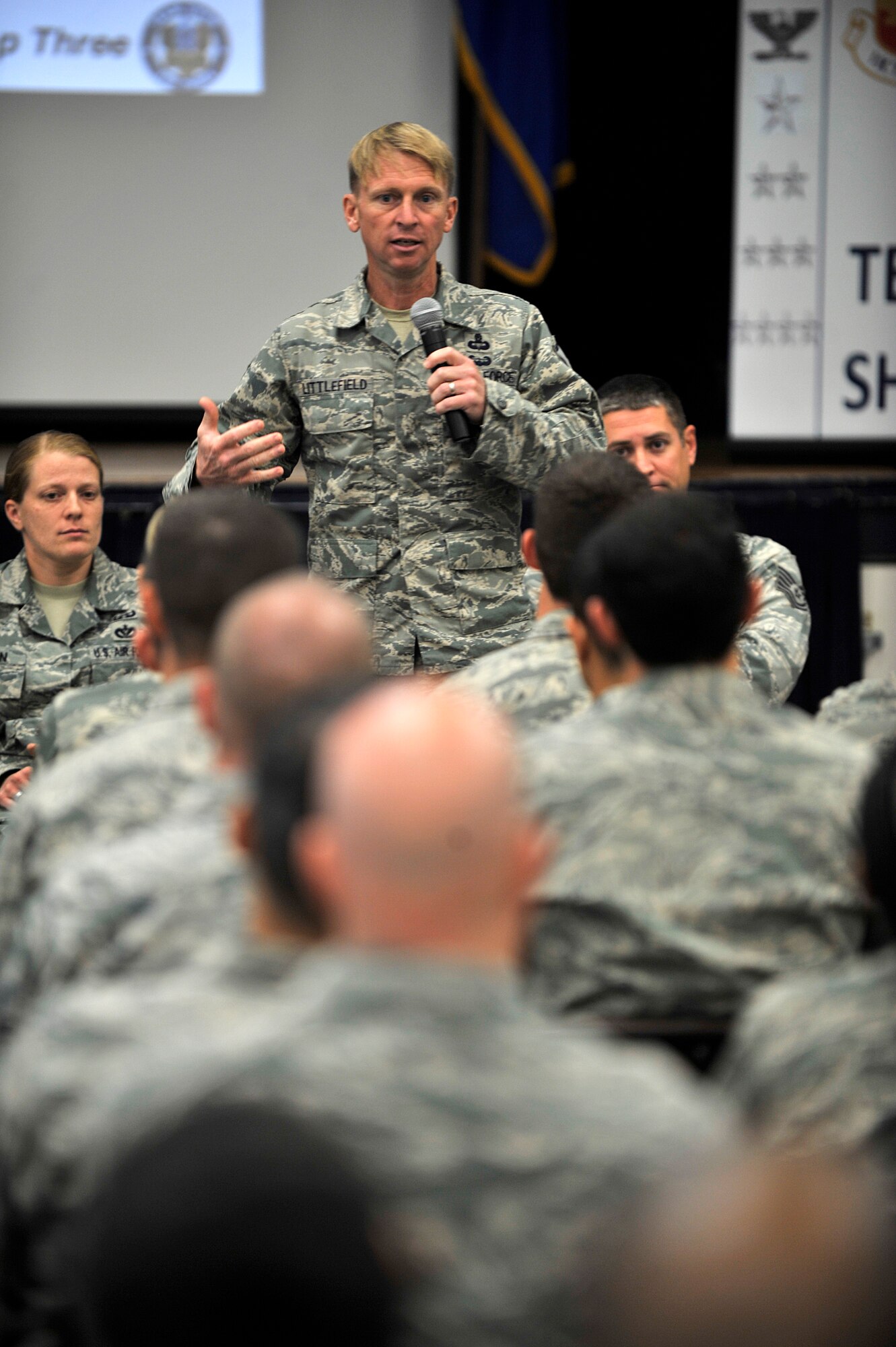 U.S. Air Force Senior Master Sgt. John Northcutt, 20th Civil Engineer Squadron Explosive Ordnance Disposal superintendent, speaks to fellow airmen during a combat and deployment-leadership event, Shaw Air Force Base S.C, Oct. 4, 2013.  The event was held to help Airmen gain the knowledge and advice from fellow Airmen that have deployed and dealt with combat and its stressors. (U.S. Air Force photo by Airman 1st Class Jensen Stidham/ Released)