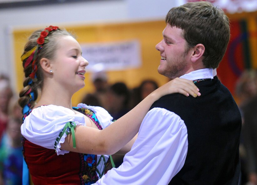 Dancers perform an authentic Scandinavian dance at Norsk Høstfest, Oct. 5. Thousands of people from all over the world gathered at the North Dakota State Fairgrounds in Minot to celebrate the festival’s 36th year. (U.S. Air Force photo/Airman 1st Class Apryl Hall)