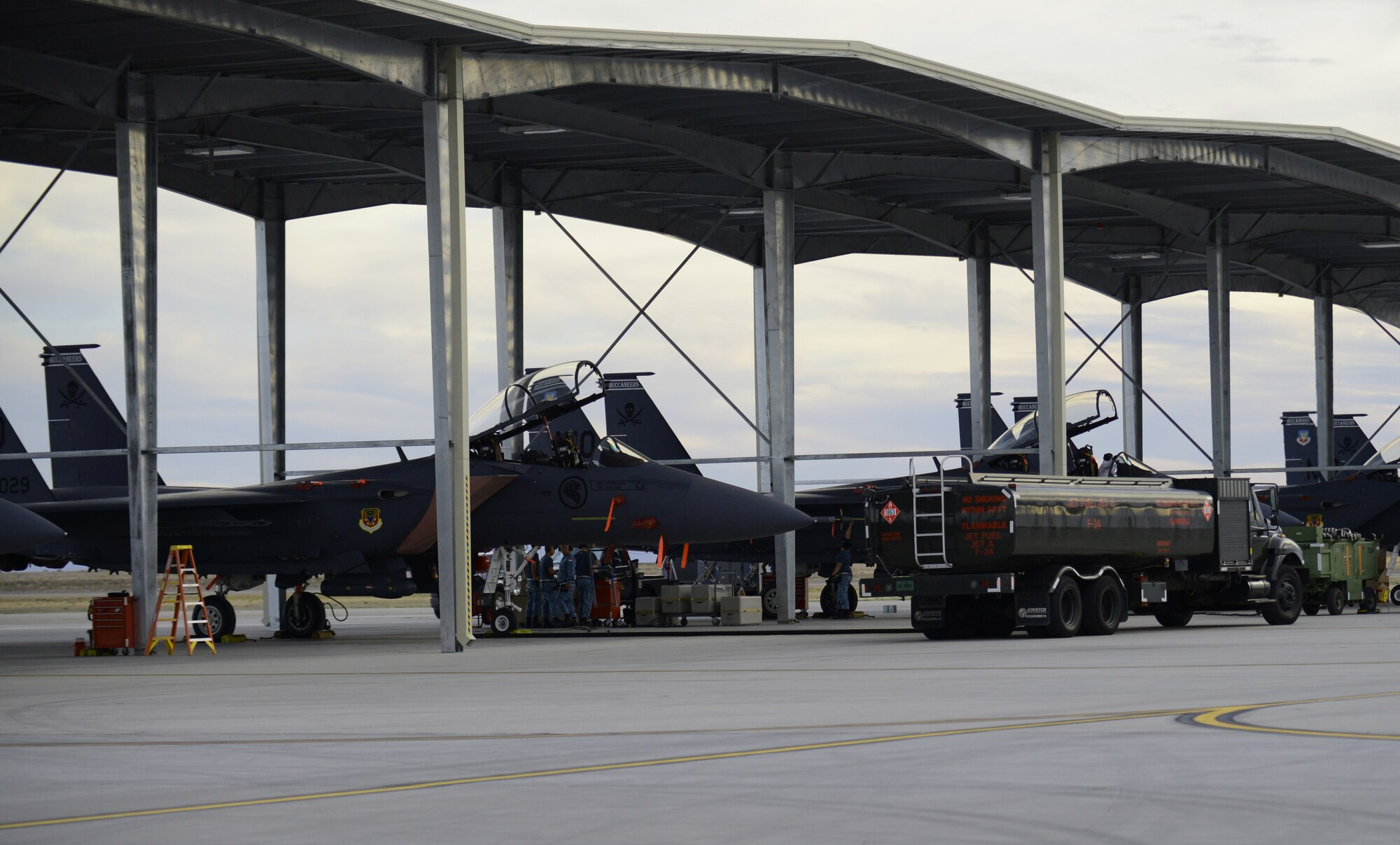 Aircraft assigned to the 428th Fighter Squadron are refueled by an R-11 refueler Oct. 7, 2013, at Mountain Home Air Force Base, Idaho. Airmen from the 428th FS have had the opportunity to work with German Air Force personnel during the combat exercise Mountain Roundup. (U.S. Air Force photo by Senior Airman Benjamin Sutton/RELEASED)