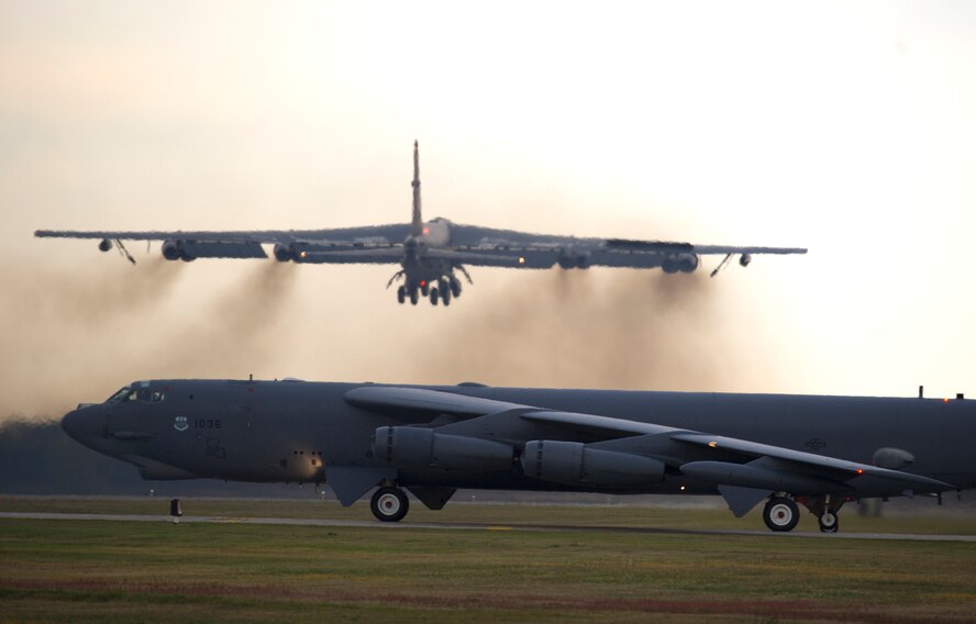 A B-52H Stratofortess takes off during a 17-jet rapid launch from Minot Air Force Base, N.D., Oct. 2, 2013.The exercise included B-52 bombers from Barksdale AFB, La., that launched one-by-one as part of the training mission. Exercises are regularly scheduled to check the B-52’s ability to respond to threats at a moment’s notice. (U.S. Air Force photo/Airman 1st Class Kristoffer Kaubisch)