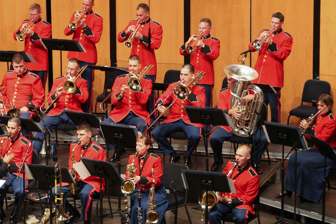 Marine Band Big Band Holiday Concert