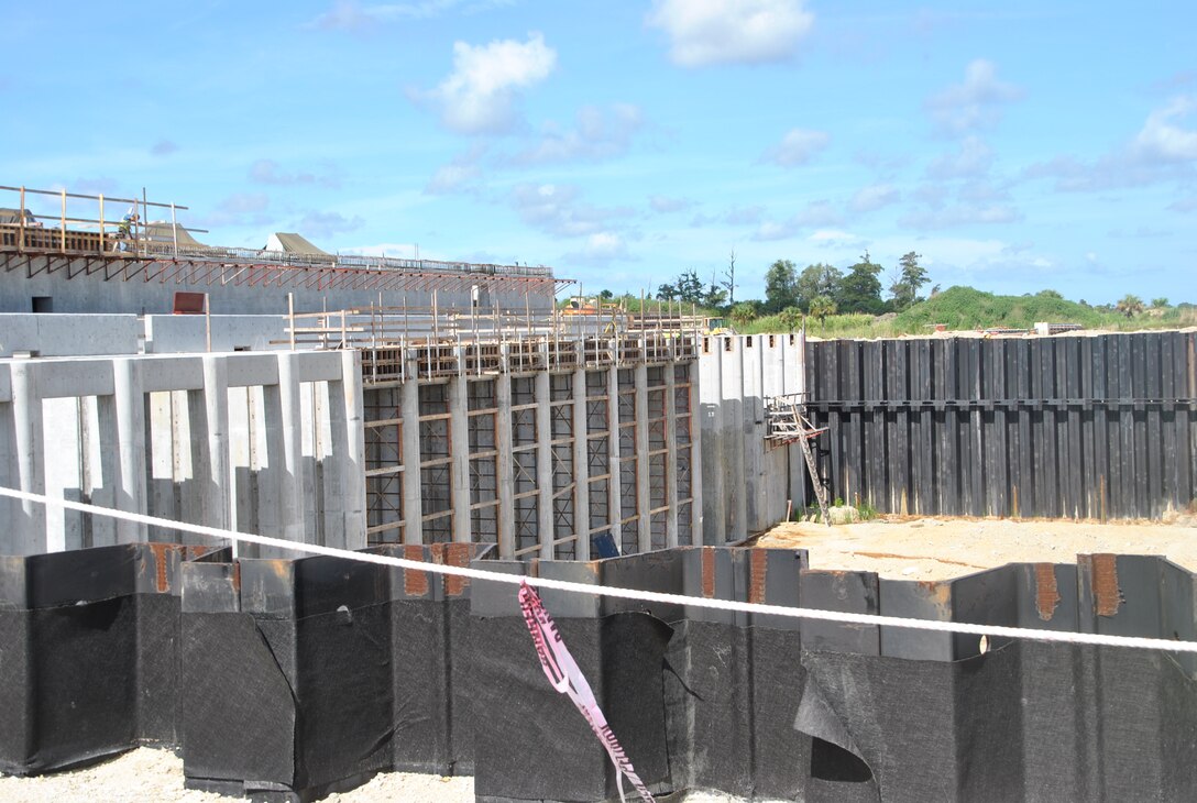The Faka Union Pump Station is scheduled to be completed in fall 2014. 