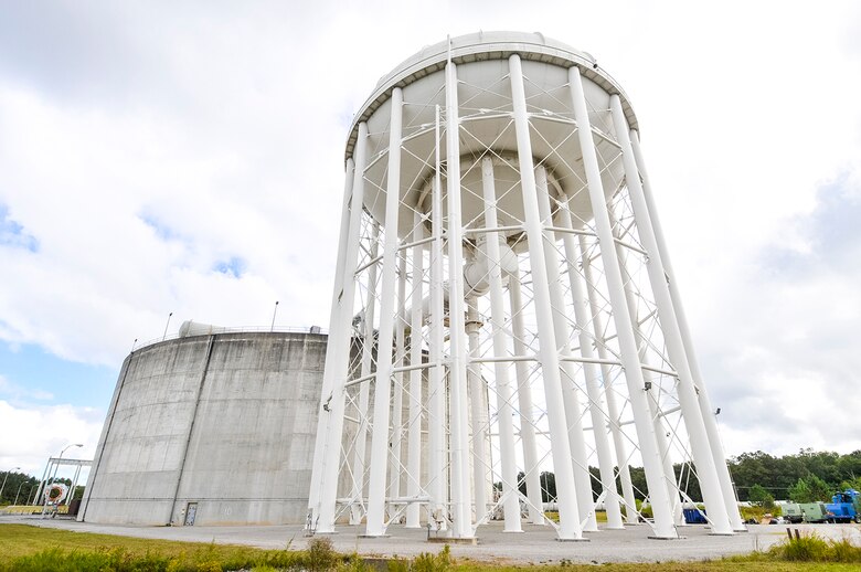J 6 Team Begins Paint Restoration For 3 Million Gallon Water Tank