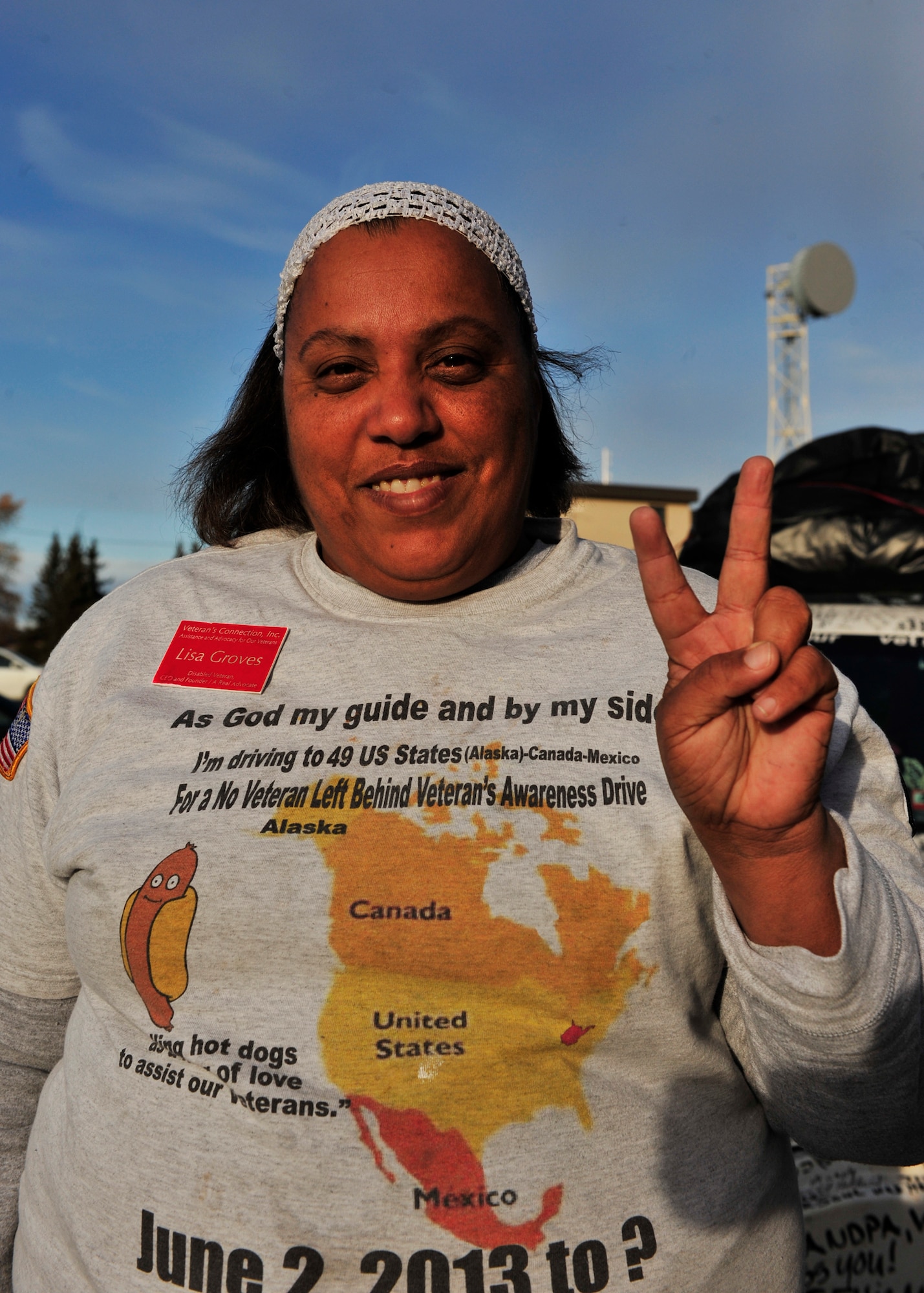 Lisa Groves, founder of Veteran’s Connection Inc., raises awareness for disabled veteran’s Oct. 11, 2013, Eielson Air Force Base, Alaska. Groves, an eight-year U.S. Army disabled veteran, travels across the country as part of her “No Veteran Left Behind Awareness Drive.” (U.S. Air Force photo by Senior Airman Ashley Nicole Taylor/Released)