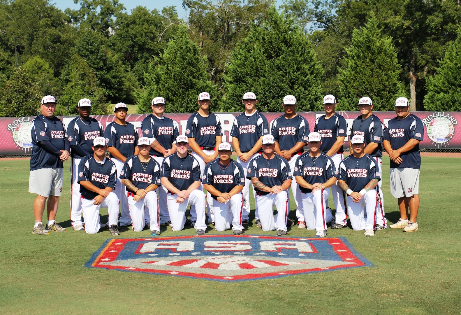 The 2013 Armed Forces Mens Softball Team took bronze at ASA National Softball Championship in Ridgeland, MS 26-30 September.