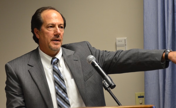 ALBUQUERQUE, N.M., -- John D'Antonio, deputy district engineer for programs and projects, U.S. Army Corps of Engineers, highlights future collaboration opportunities with Rio Grande Basin Meeting participants.