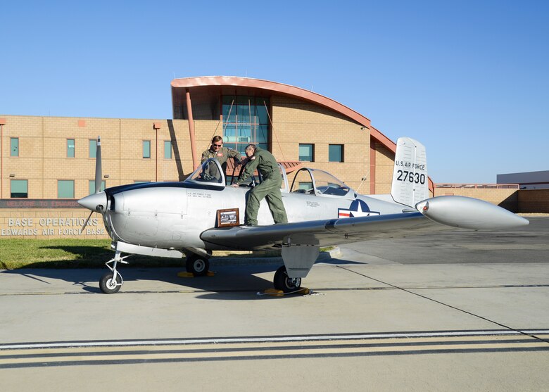 Original T 34 Visits Edwards 60 Years After Service Edwards Air