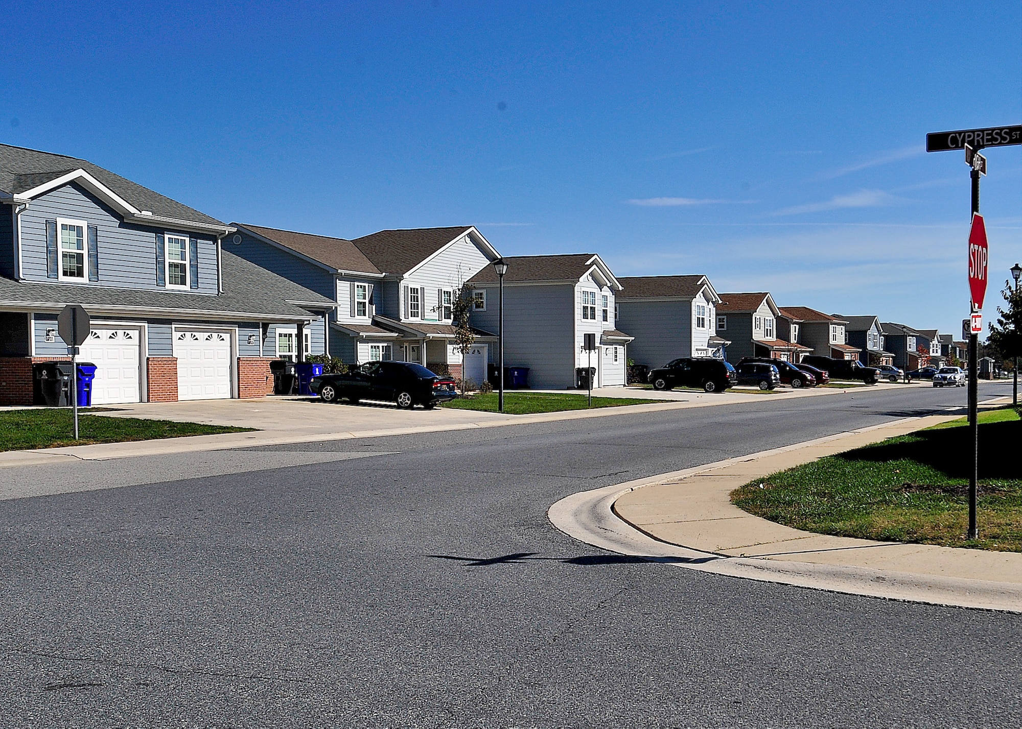 A view of the Eagle Heights housing community Oct. 21, 2013, at Dover Air Force Base, Del. There are 980 houses, a community center and two neighborhood centers in the housing community. (U.S. Air Force photo/Airman 1st Class Ashlin Federick)