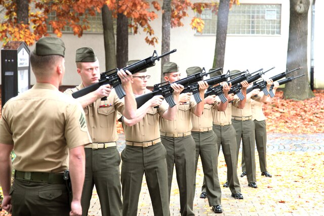 1/6 12インチ USMCII M.E.F SPECIAL OPERATION Hot Toys - USMC II M.E.F. Special Operation Training Group