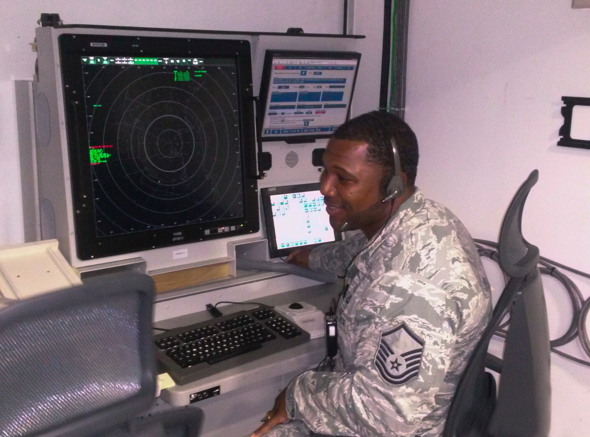 U.S. Air Force Master Sgt. Herbert Hayes Jr., an air traffic controller from the 54th Combat Communication Squadron, tests a  new deployable radar approach control system, or D-RAPCON, design during a human factors assessment at a facility in Marlborough, Mass., Sept. 17. D-RAPCON, a Life Cycle Management Center-owned program, works to deliver air traffic control systems that can be deployed worldwide in support of armed forces and humanitarian operations. (Courtesy photo)