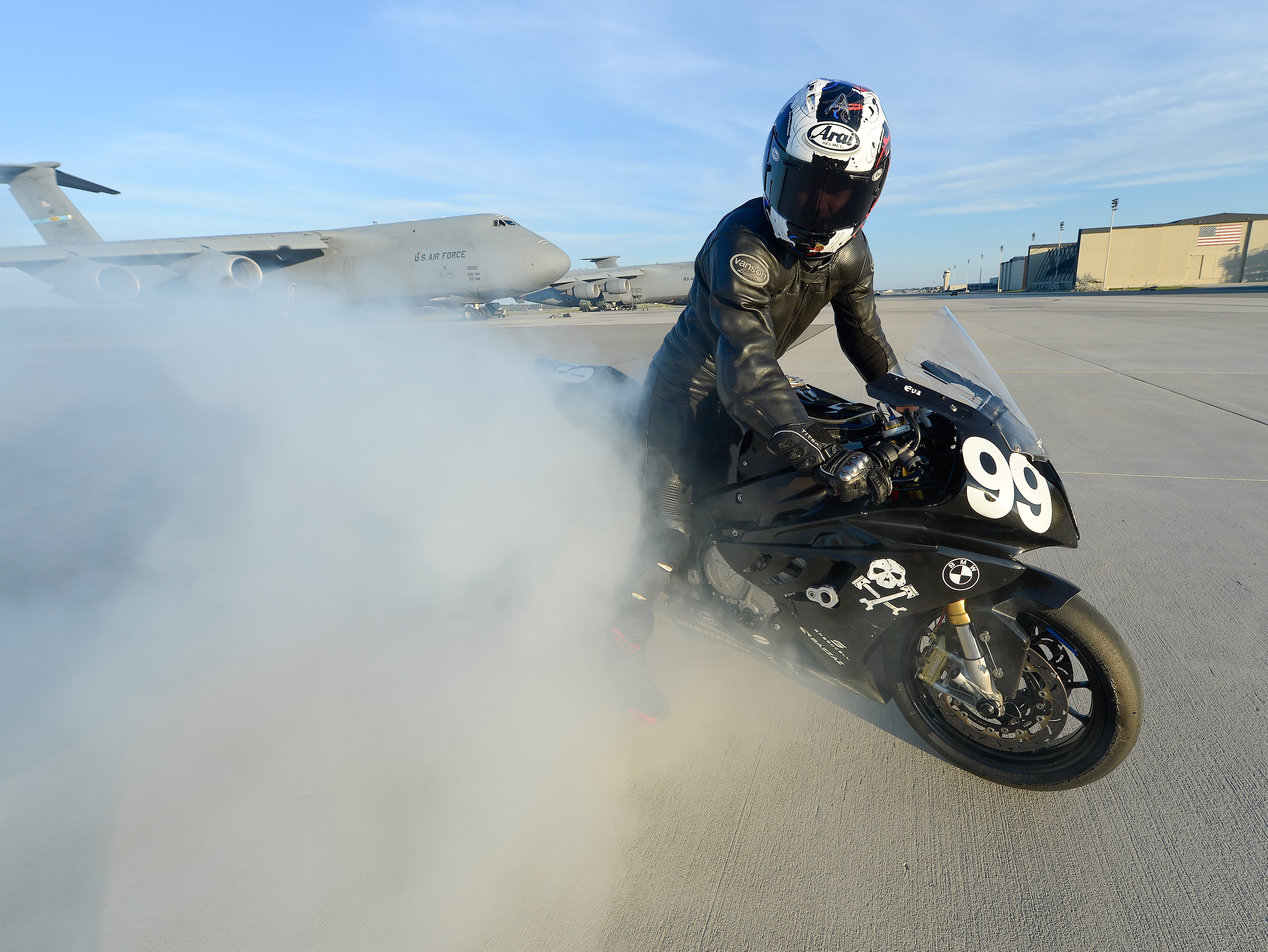 Air force 1 racing team top