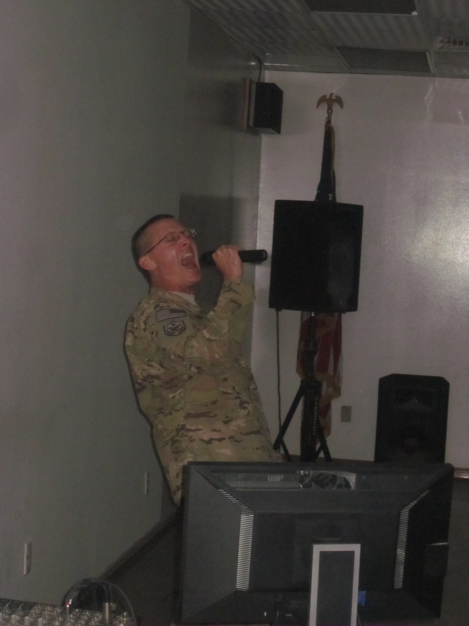More than 30 people attended the weekly Karaoke singing event Oct. 25, 2013 at the Vulture's Nest recreation center on Bagram Airfield, Afghanistan. (U.S. Air Force photo/Tech. Sgt. Rob Hazelett)