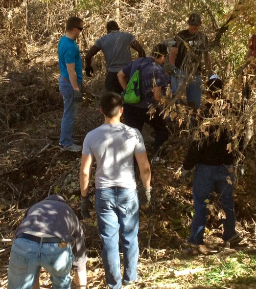 790th Missile Security Forces Squadron Airmen take part in a clean-up of Fairgrounds Park in Loveland, Colo., Oct. 26. (Courtesy photo)