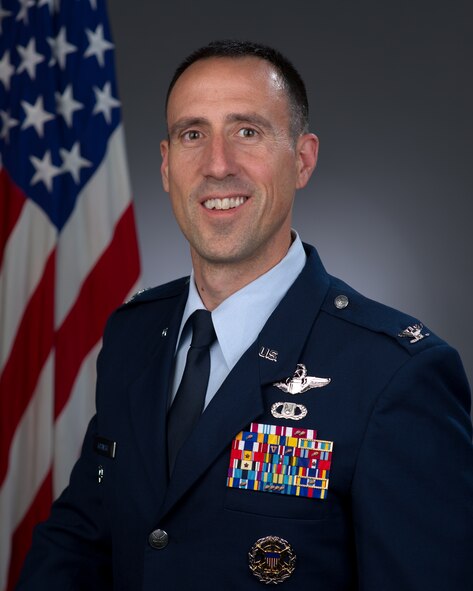 Col. Leonard Kosinski, 60th Air Mobility Wing vice commander. (U.S. Air Force photo)