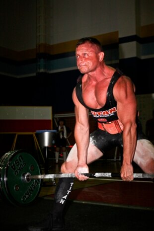 Powerlifters up the volume” while pushing limits during competition