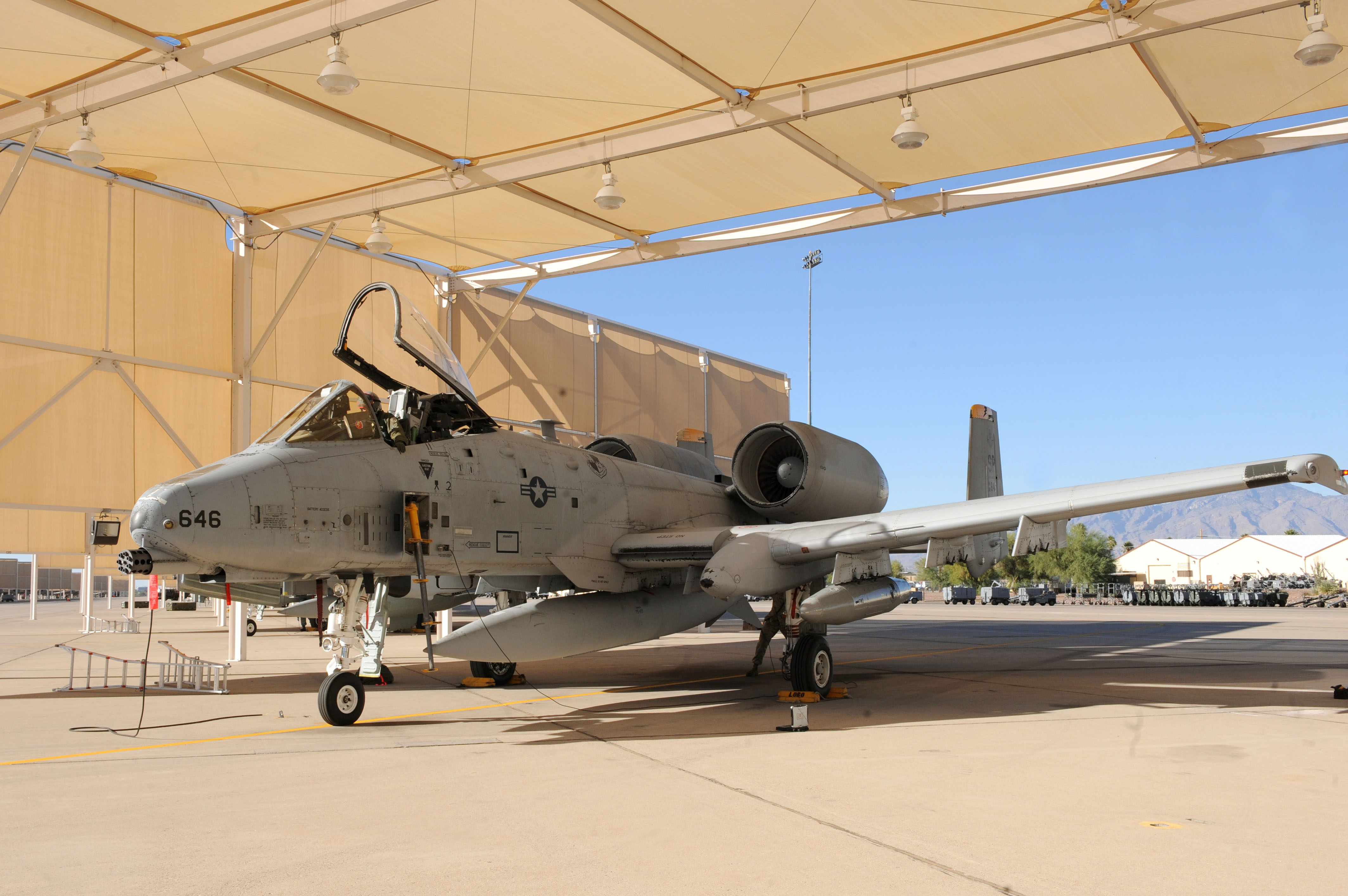 A-10 modern fighting aircraft volume6◎ A-10 Thunderbolt II (Modern fighting aircraft): Sweetman