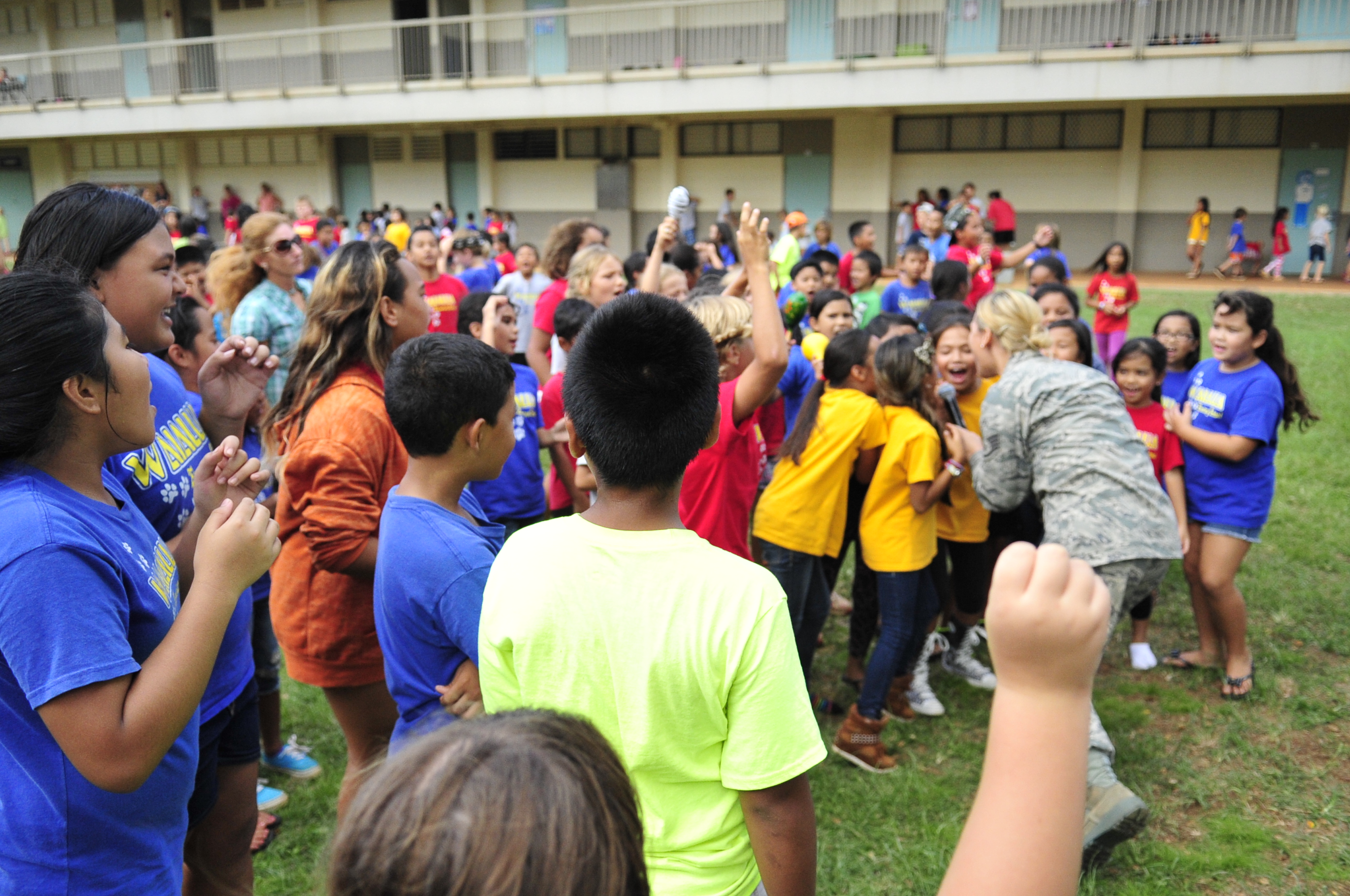 Air Force band rocks out at elementary schools > Pacific Air Forces