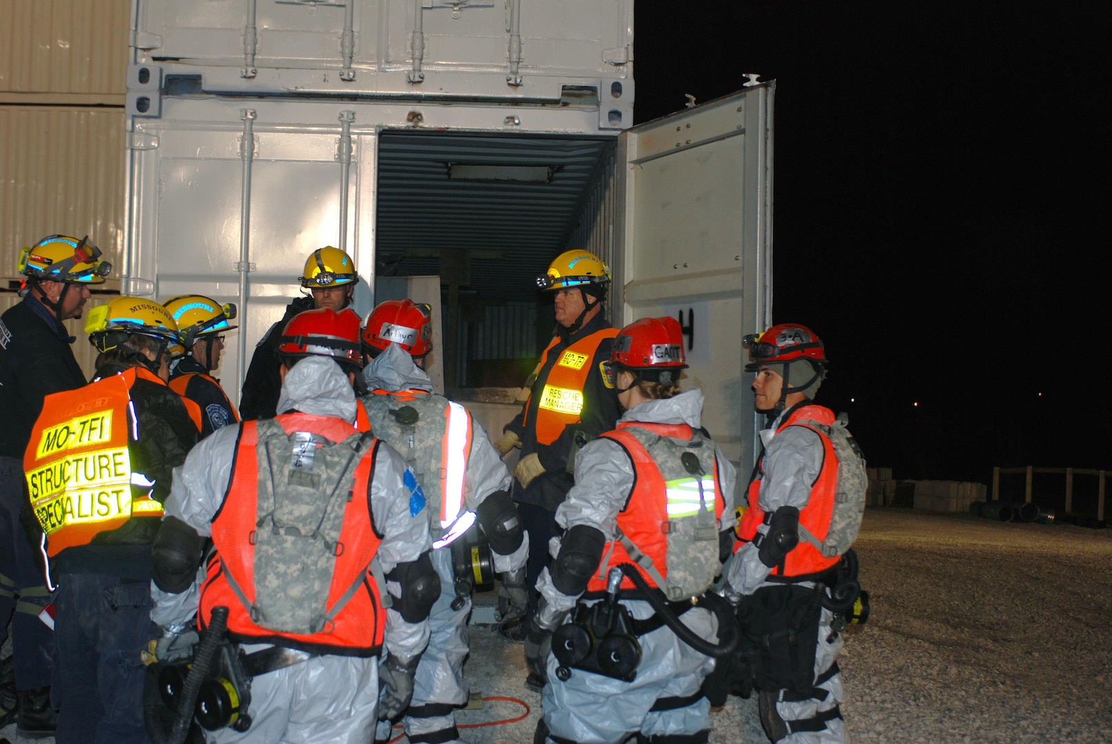 The 735th Search and Extraction Recon Team teams up with Missouri Task Force 1 to shore a building, making it structurally sound to enter and rescue victims. The task was done in response to the Vigilant Guard exercises that took place November 3-7, 2012 in Columbia Mo.