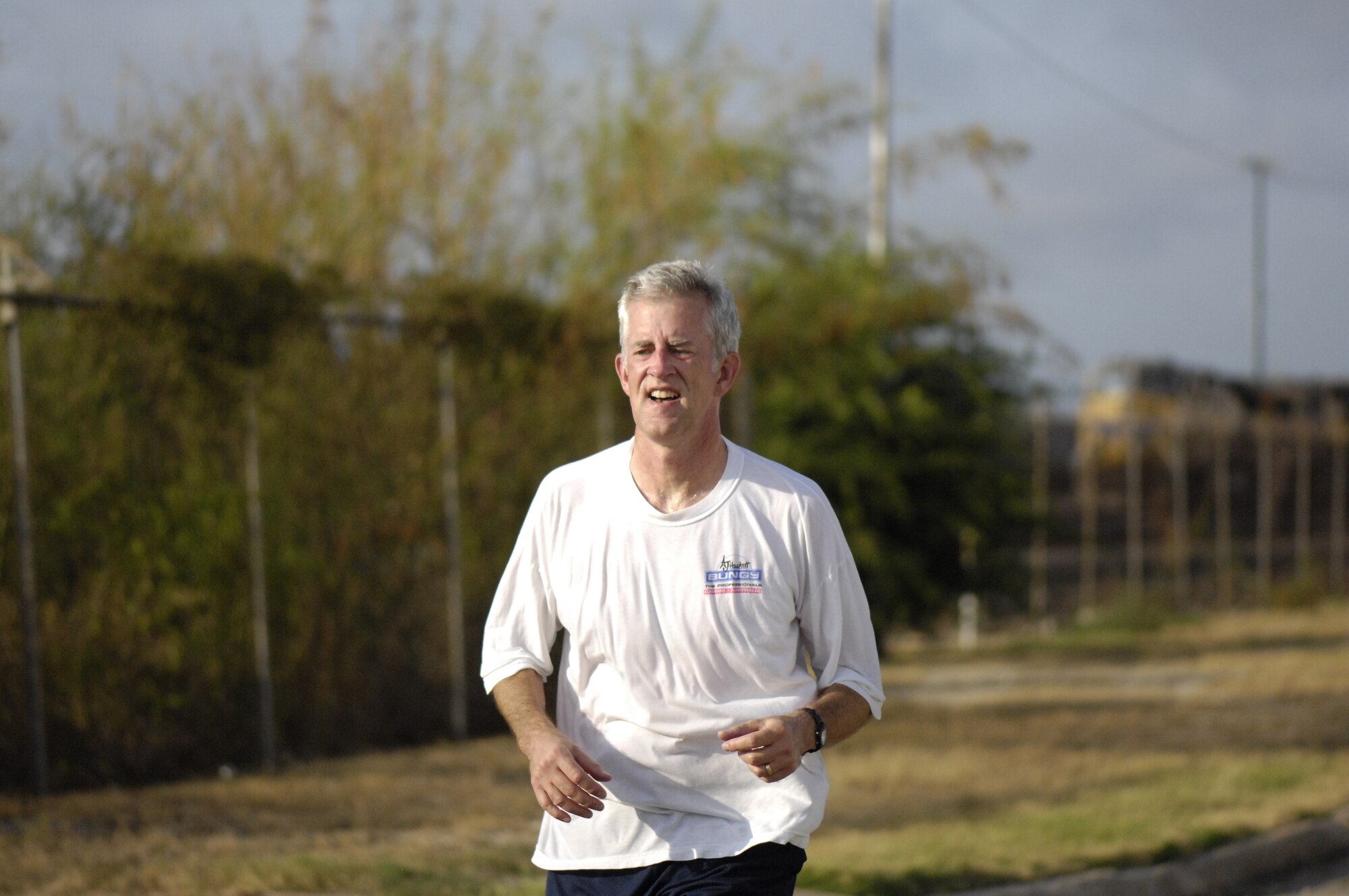 JOINT BASE SAN ANTONIO-LACKLAND, Texas -- “During the morning run and bike ride, I saw fast people. At the sit-up and pushup competition, I saw strong people,” said AFCEC Director Joe Sciabica. “As I enjoyed the fun walk with many of your teammates, I saw fit people.” (U.S. Air Force photo/Eric Grill)