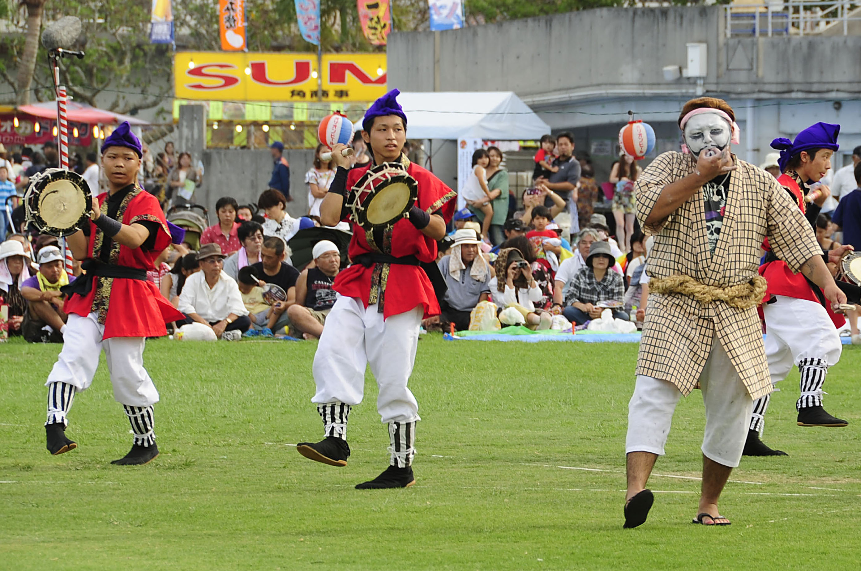 Okinawa community shares Eisa Festival > Kadena Air Base > News