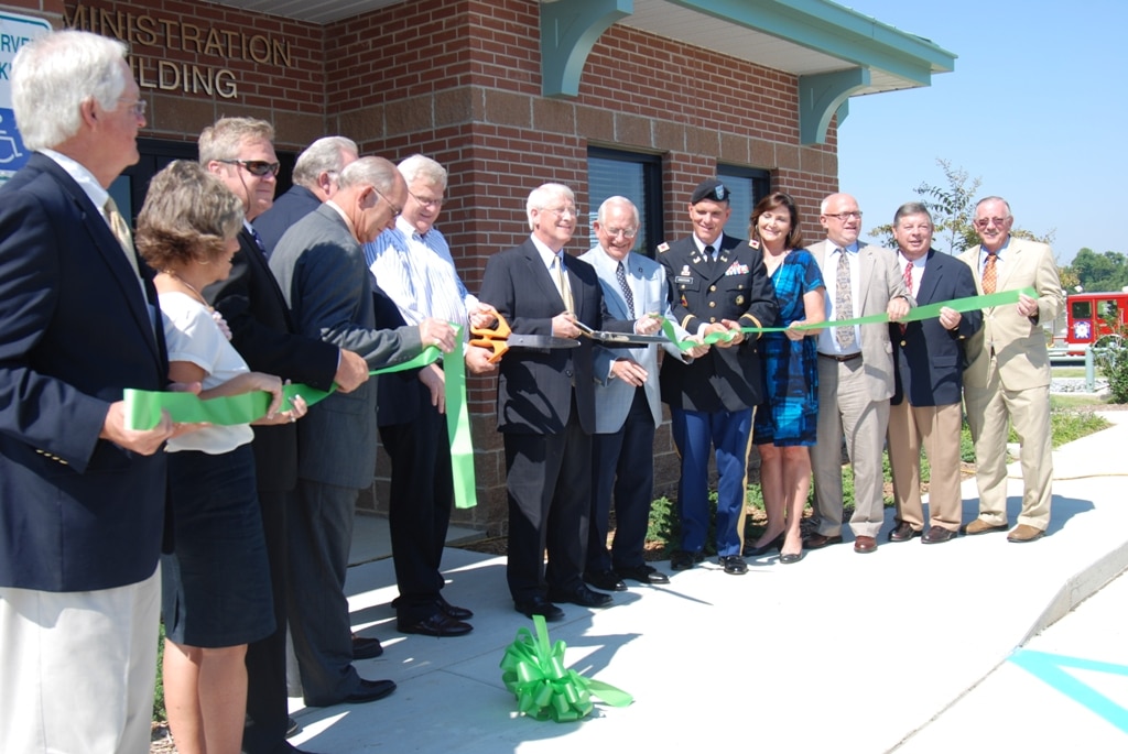 Memphis District Commander COL Jeffery Anderson joined Mississippi Sen. Roger Wicker and Rep. Alan Nunlee for a ribbon cutting ceremony today (Sept. 5) at the Johnson Creek Wastewater Treatment Facility in DeSoto County, Miss. The DeSoto County Regional Utility Authority was the local sponsor for this project. They had primary responsibility for all work with the Federal cost share provided in the form of reimbursements through the Memphis District. The state-of-the-art facility will give the people of this fastest growing region of Mississippi a highly efficient and environmentally friendly wastewater treatment facility that will serve the citizens of the community for decades to come.