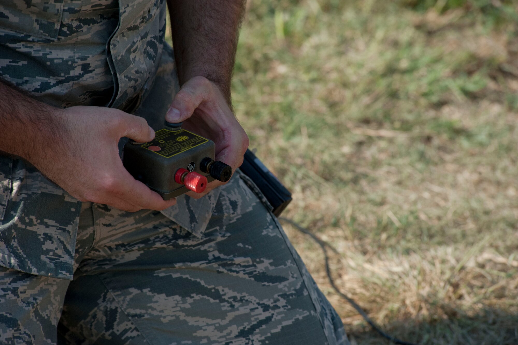 Explosive Ordnance Disposal instructors from Sheppard Air Force Base teach students Sept 6. EOD disposes of explosives that are of criminal, military, nuclear or biological origin. U.S. Air Force photos/Airman 1st Class Jelani Gibson) 