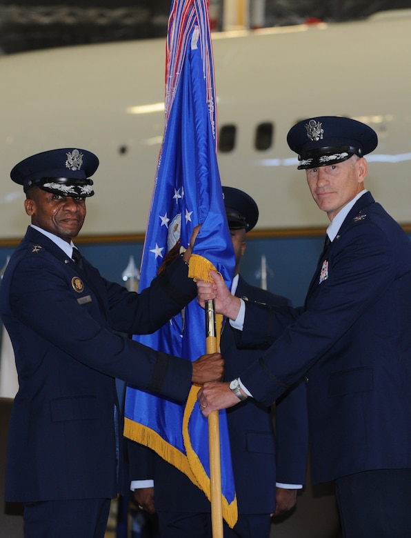 89th Airlift Wing new commander > Joint Base Andrews > Article