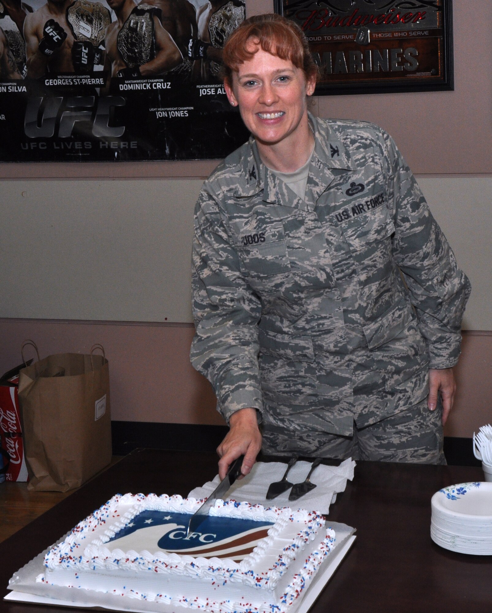 GOODFELLOW AIR FORCE BASE, Texas – Col. Kimberlee Joos, 17th Training Wing Commander, cuts a cake during the Combined Federal Campaign kick-off celebration at the Event Center Sept. 5. The CFC is one of the major donation programs the Air Force supports each year. (U.S. Air Force photo/ Airman 1st Class Joshua Edwards)