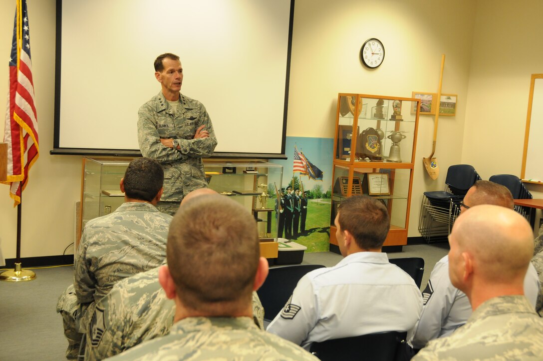 ABRAHAM LINCOLN CAPITAL AIRPORT, Illinois -- Lt. Gen. Stanley Clarke, Director, Air National Guard, speaks to 183d Fighter Wing airmen about ops tempo and the state of the Air National Guard during a tour of the unit's new missions and facilities. (Air National Guard photo by Master Sgt Shaun Kerr/Released)