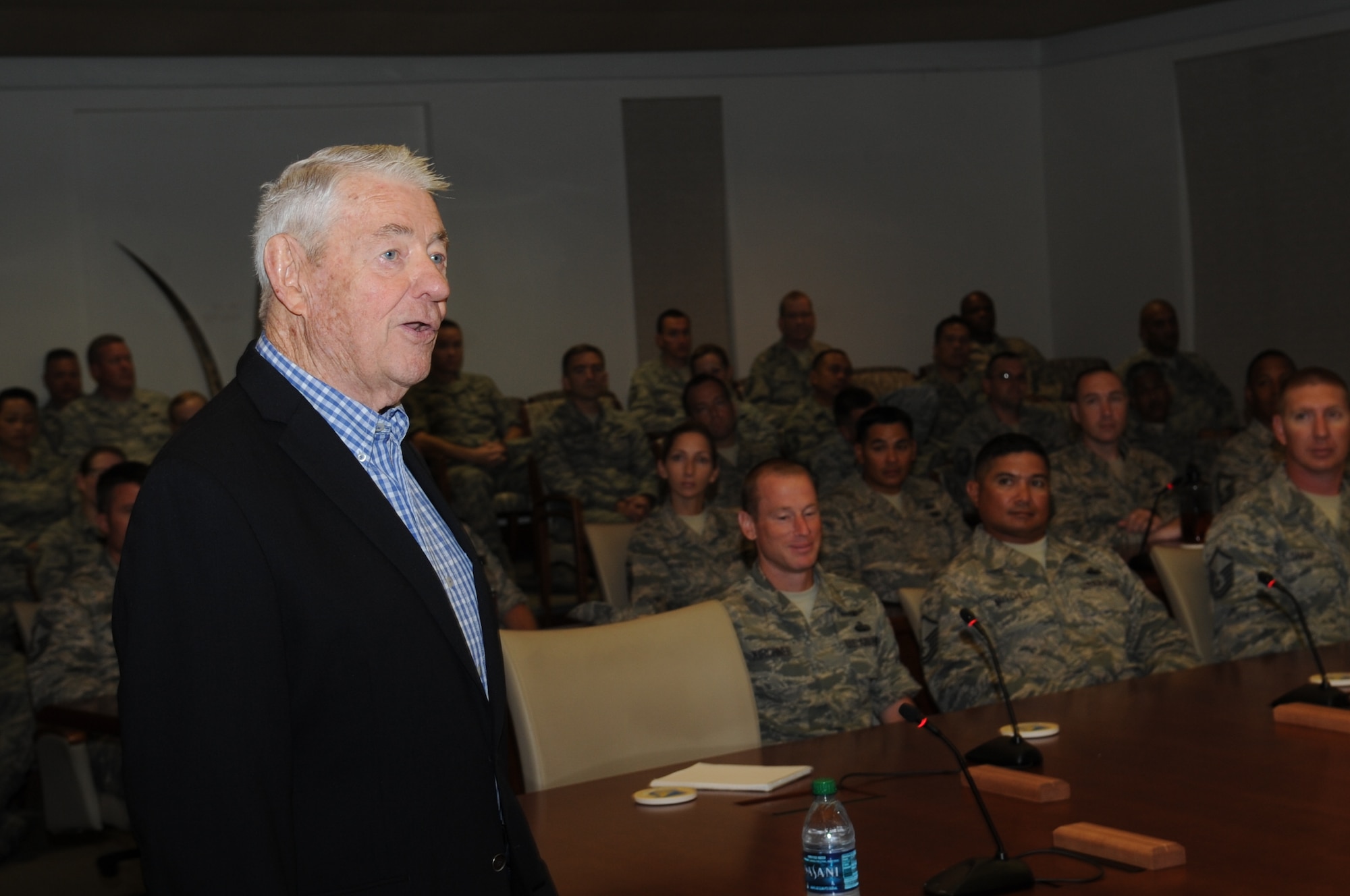 Retired Chief Master Sgt. of the Air Force Robert Gaylor, the fifth to hold that title, discusses Air Force issues with senior non-commission officers from the Hawaii Top III, Sept. 13, 2013, at Joint Base Pearl Harbor-Hickam, Hawaii. During Gaylor's trip September 11 through 14, he shared his experiences and insight with Airmen at a junior enlisted call, First Term Airmen Center, Airmen Leadership School, Top III senior non-commission officer group, and Air Force Ball participants.  