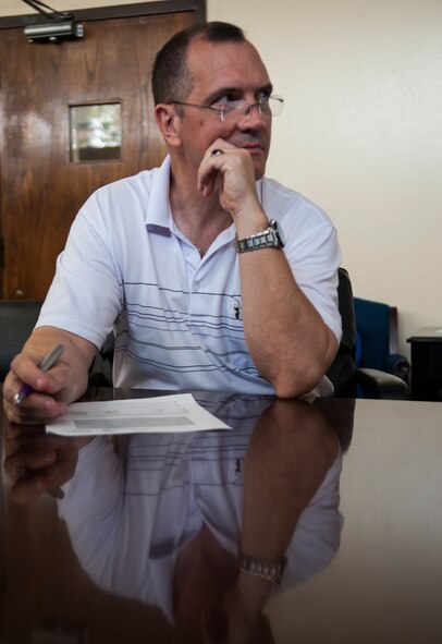 U.S. Air Force Chaplain (Lt. Col.) Stephen Voyt, 23d Wing chaplain, takes a personality test during a workplace communication class at Moody Air Force Base, Ga., Sept. 9, 2013. The test is meant to help Airmen understand each other’s personalities and improve teamwork. (U.S. Air Force photo by Airman 1st Class Sandra Marrero/Released)
