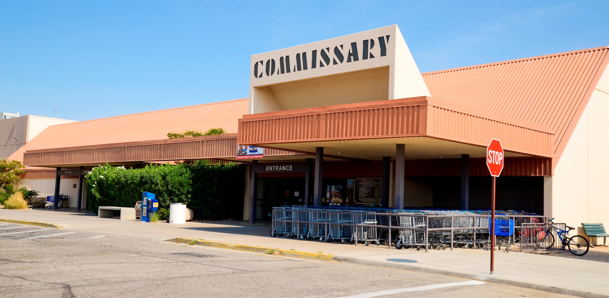 Edwards AFB Commissary (U.S. Air Force photo)