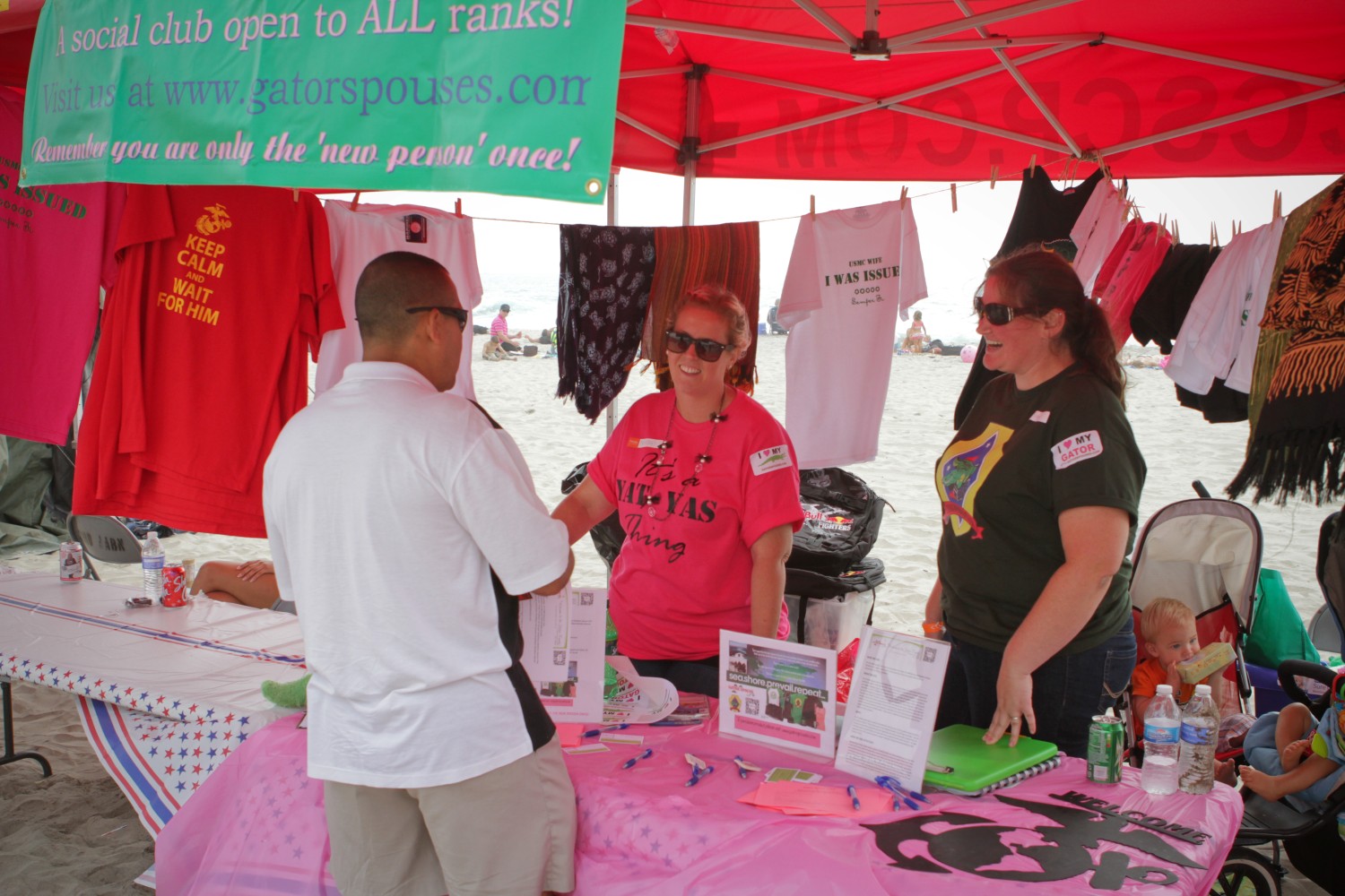 Gators Make Amphibious Landing At Beach For Fun