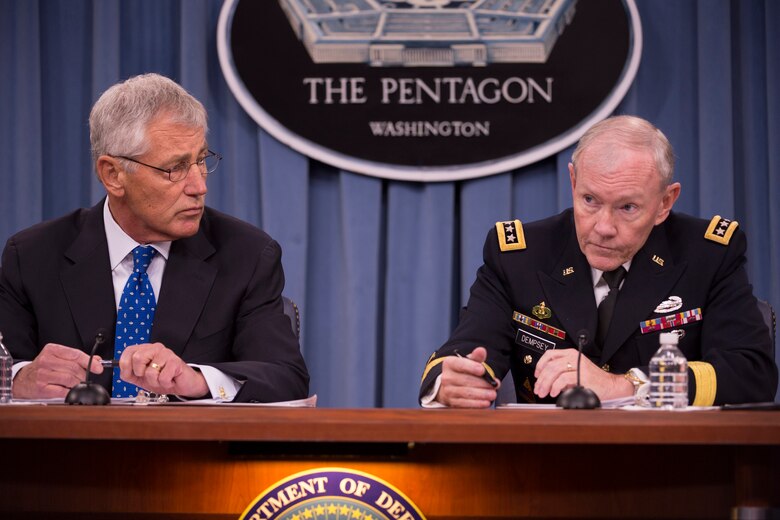 Defense Secretary Chuck Hagel and Army Gen. Martin E. Dempsey, chairman of the Joint Chiefs of Staff, brief reporters during a news conference at the Pentagon, Sept. 18, 2013. (DOD photo by Marine Corps Sgt. Aaron Hostutler)