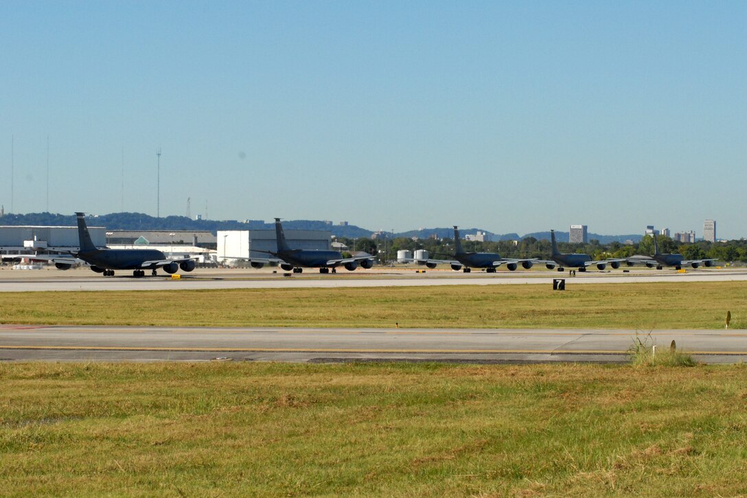 BIRMINGHAM, Ala. -- Five KC-135R aircraft taxi during five-ship training mission here on Saturday. Four of the KC-135s refueled A-10 aircraft. The fifth KC-135R returned to base after the formation training was complete. A KC-135R from the 171st Air Refueling Wing in Pittsburgh, Pa. was flown in the formation and was used during the refueling mission. (U.S. Air National Guard photo by Maj. Pam Carroll/Released)