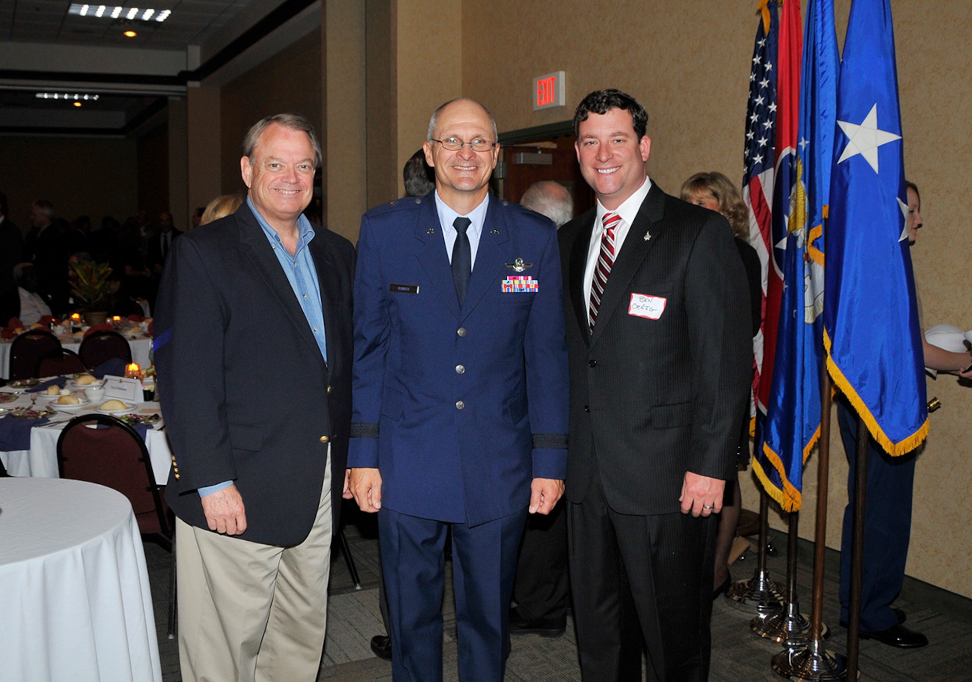 At last year’s ACC Dinner (from left), Walt Wood (left) and Ben Craig (right) talk with Air Force Test Center Commander, Maj. Gen. Arnold “Arnie” Bunch Jr., who is a native Tennessean.