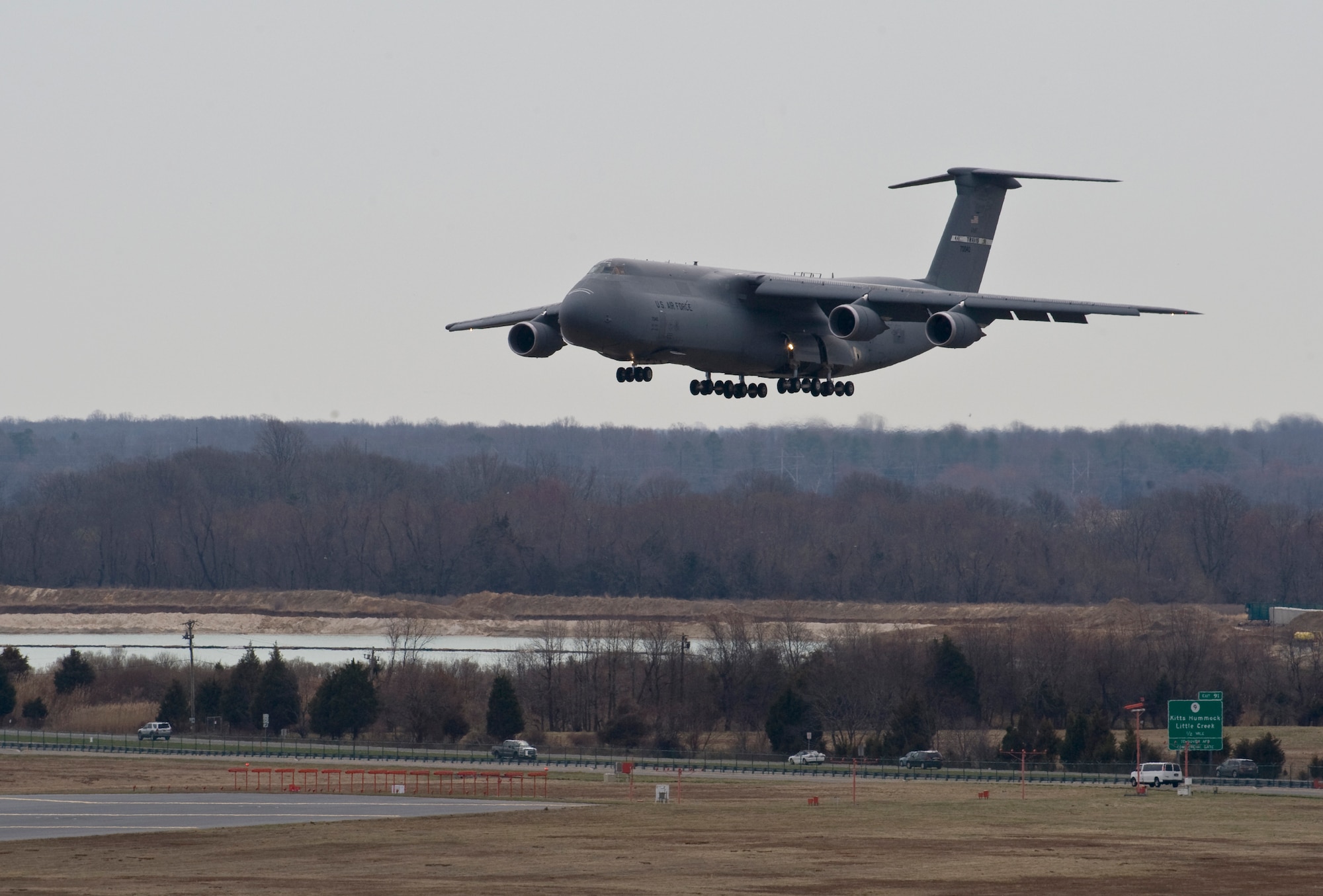 A C-5M Super Galaxy prepares to land at Dover Air Force Base, Del. April 2, 2014. This C-5M, tail number 87-0040, completes DAFB’s fleet of modernized C-5M aircraft. (U.S. Air Force photo/Staff Sgt. Elizabeth Morris)