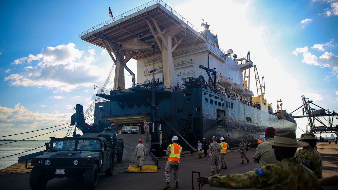 USNS Bobo brings MRF-D Marines and gear Down Under