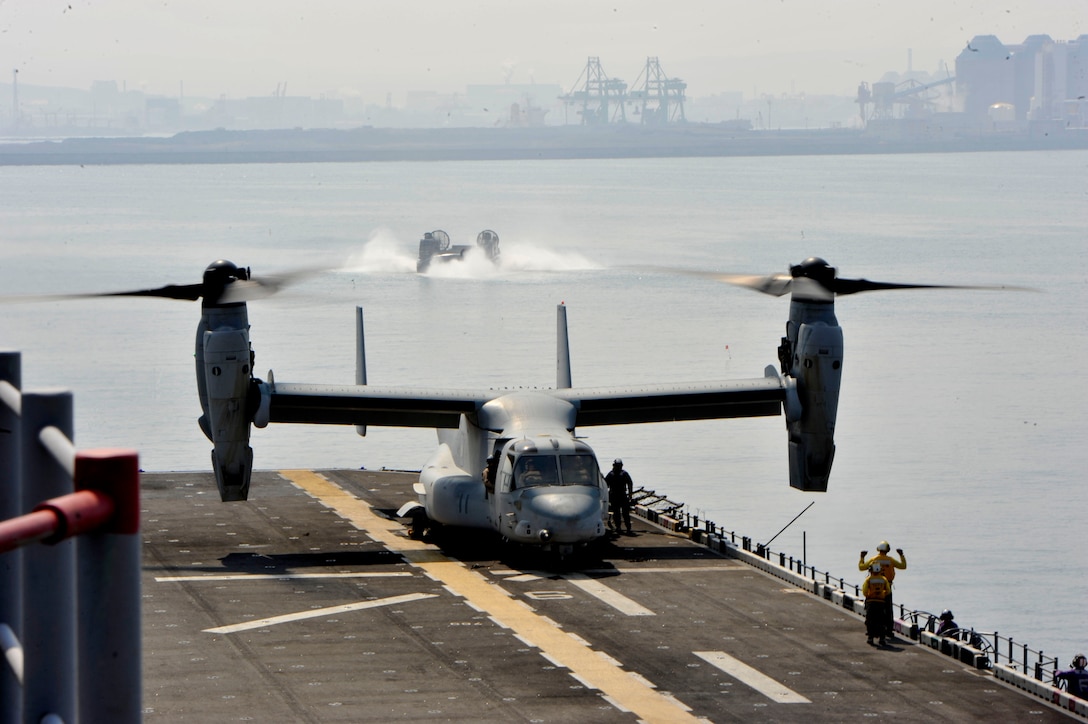 An MV-22 Osprey tiltrotor aircraft, assigned to Marine Medium Tiltrotor Squadron 265, lands on the flight deck of the forward-deployed amphibious assault ship USS Bonhomme Richard. Bonhomme Richard is assigned to Expeditionary Strike Group Seven and is participating in Exercise Ssang Yong, an annual combined exercise conducted by Navy and Marine forces with the Republic of Korea in order to strengthen interoperability across the range of military operations. (U.S. Navy photo by Mass Communication Specialist 1st Class Lance Burleson/Released)