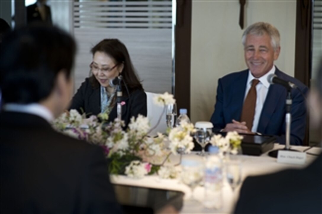 U.S. Defense Secretary Chuck Hagel meets with Japanese Foreign Minister Fumio Kishida in Tokyo, April 6, 2014. 