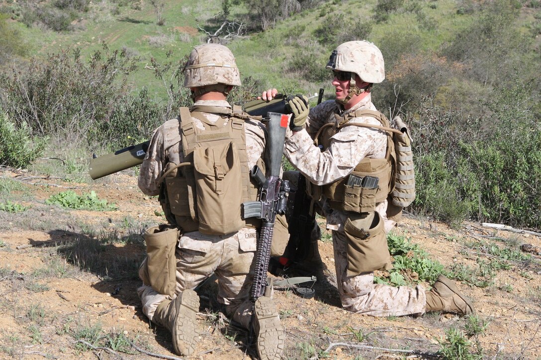 Lance Cpl. Earnest Alexande, assault man, Fox Company, 2nd Battalion, 4th Marine Regiment, and a native of San Diego, Calif. loads a Light Anti-tank Weapon (LAW) during a squad and fire team maneuver exercise aboard Marine Corps Base Camp Pendleton, Calif., April 2, 2014. The exercise allowed Marines from the company to re-familiarize themselves with their weapon systems as well as 60 mm mortars, M240 B machine guns, while practicing squad and fire team tactic

Read more: http://www.dvidshub.net/image/1225540/magnificent-basterds-re-familiarize-themselves-with-infantry-tactics#.U0V4Zfm-2So#ixzz2yPNqdcbE