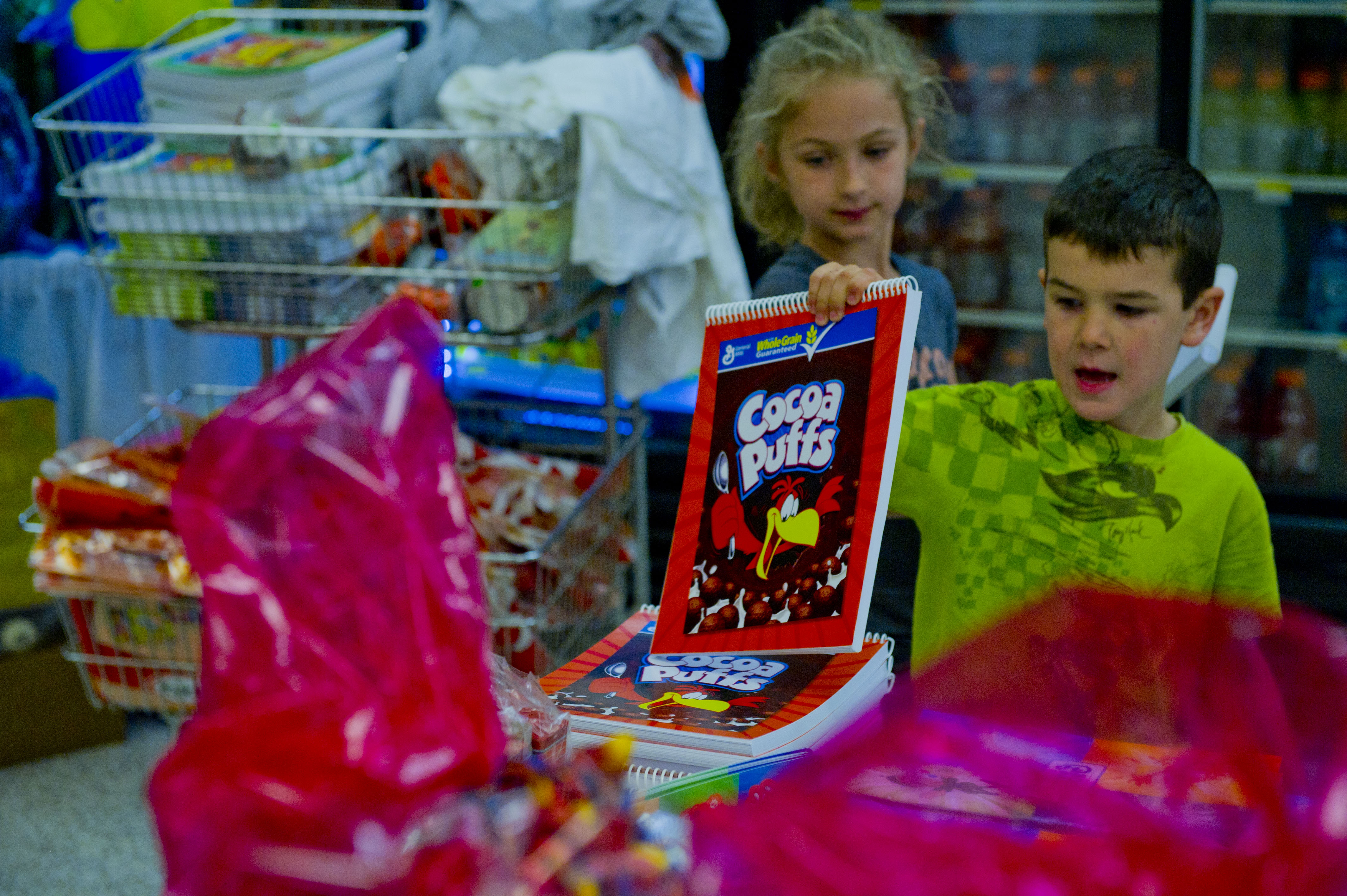 Kids learn math skills at commissary > Holloman Air Force Base