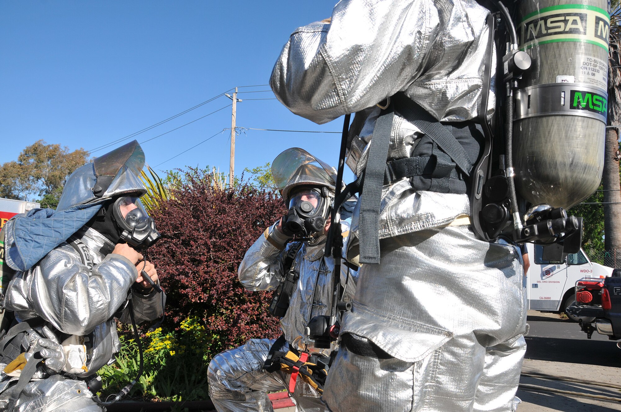 TRAVIS AIR FORCE BASE, Calif. -- Firefighters from Team Travis and Team Beale partnered with firefighters from several local communities, to conduct training at two off-base sites April 5 and 6. Twenty-five Airmen from the 349th and six from the 60th Civil Engineer Squadrons, joined nearly 30 Airmen from the 940th and 9th CES and firefighters from the cities of Vacaville, Fairfield, Dixon, Winters, Suisun City and Benicia, for training to gain additional hands-on experience, and reinforce connections within the neighboring groups. (U.S. Air Force photos / Staff Sgt. Cindy Alejandrez) 