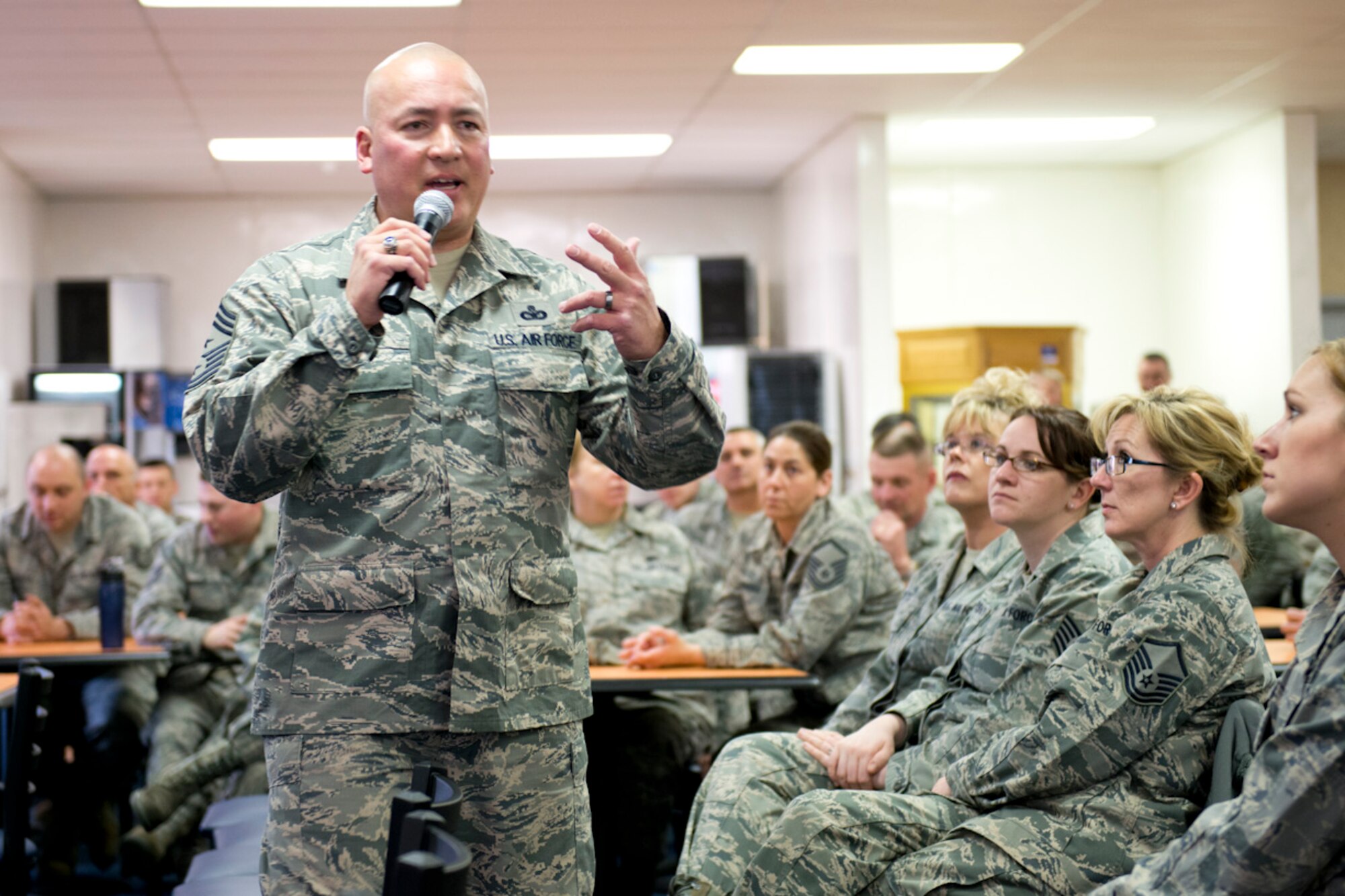 Chief Master Sgt. Mitchell Brush, senior enlisted advisor for the National Guard, addresses enlisted members of the 167th Airlift Wing, April 4. During the visit, Brush spoke to Air¬men concerning what is working and what isn’t in order to get their perspective. (Air National Guard photo by Master Sgt. Emily Beightol-Deyerle/released)
